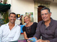 De gauche à droite : Karel Boulogne (Directeur de l'Office de Tourisme), Elisabeth Clément (Adjointe à la Culture) et Mr le Maire,  Christian Berkesse